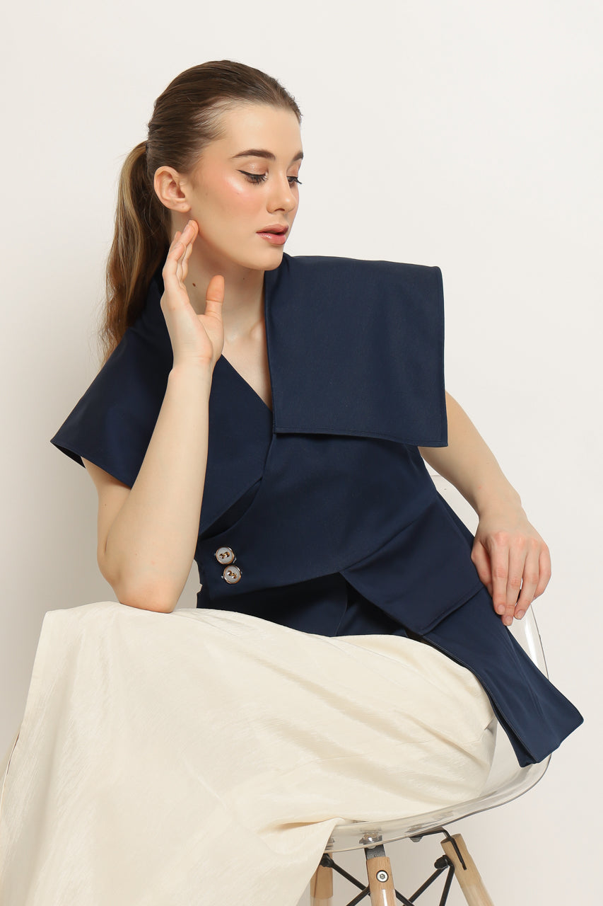 Bloom et Champs Selah Top in Denim