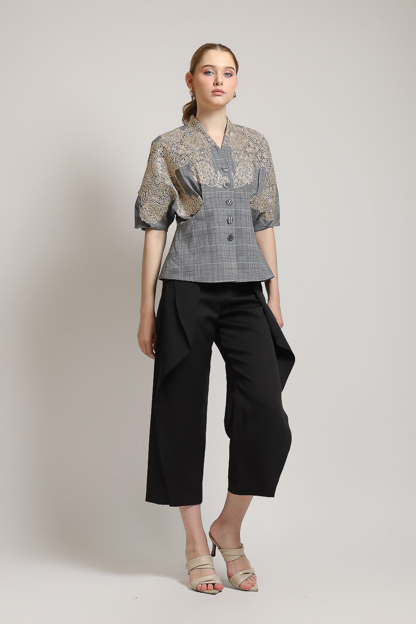 Bloom et Champs Caramel Blazer with Brocade