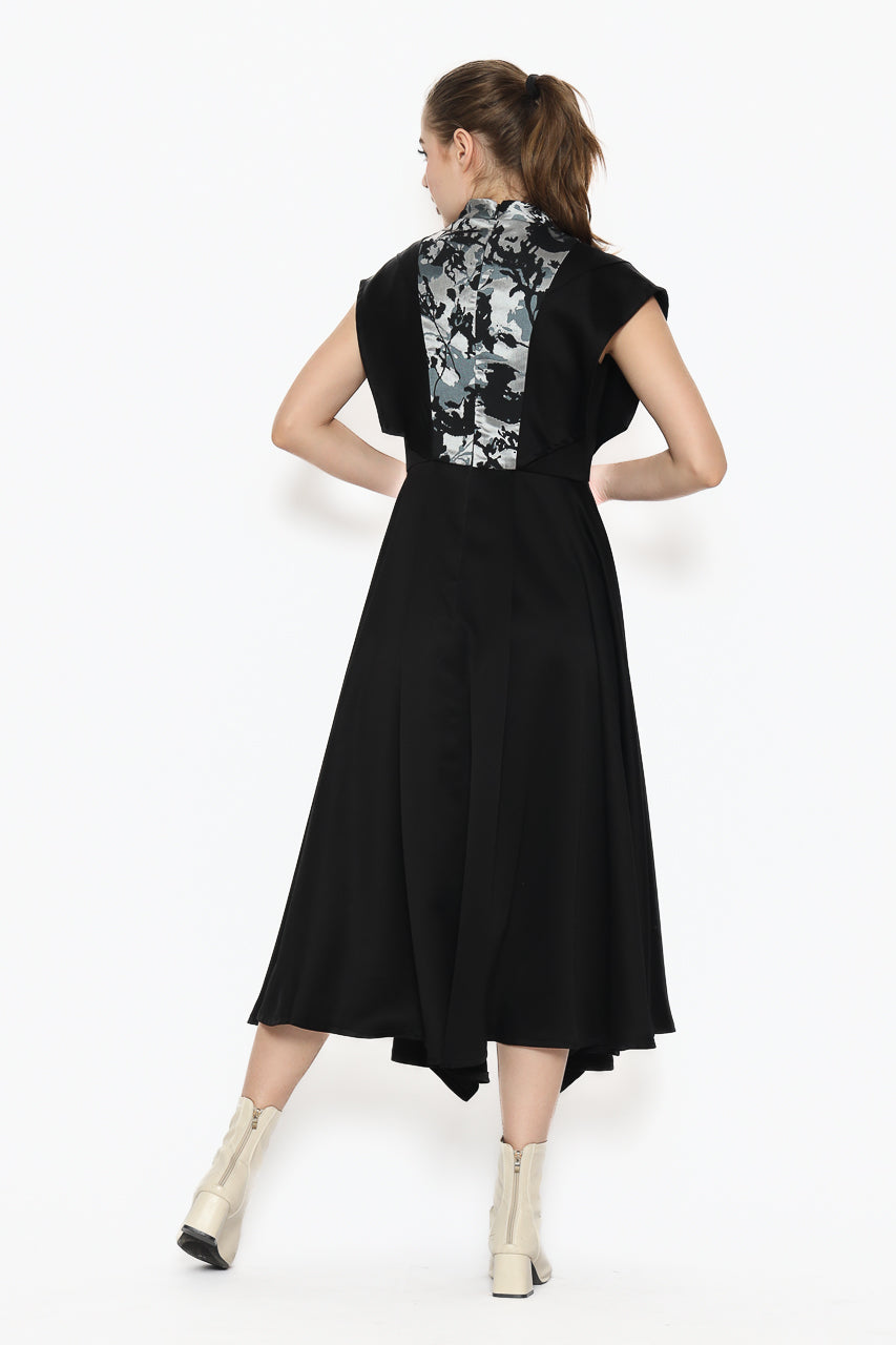 Bloom et Champs Dress Bunga Silver