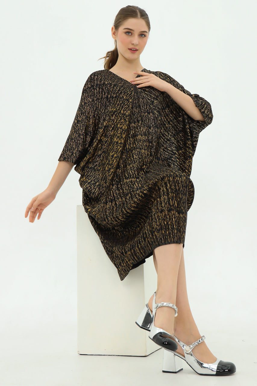 Bloom Pleats Dress Emas