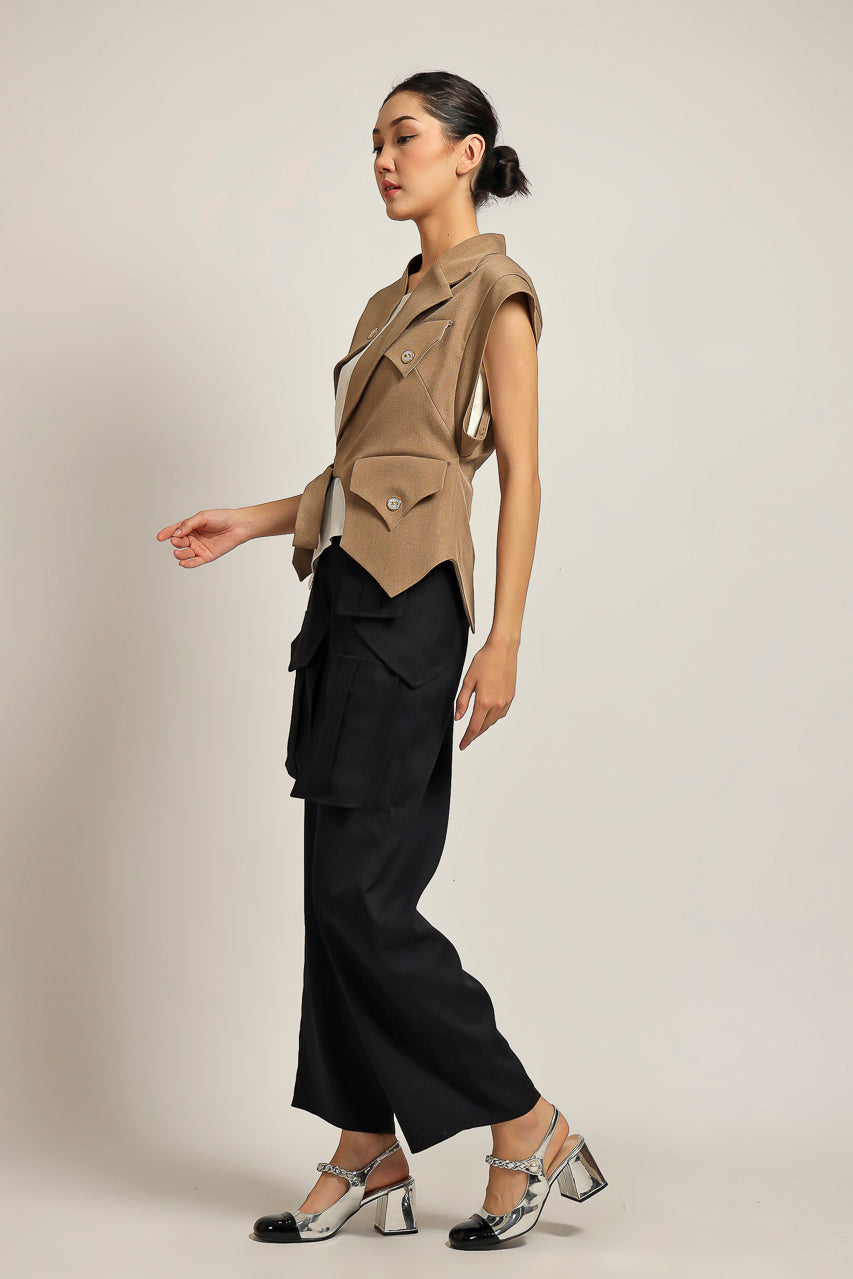 Bloom et Champs Mocha Lapel Top