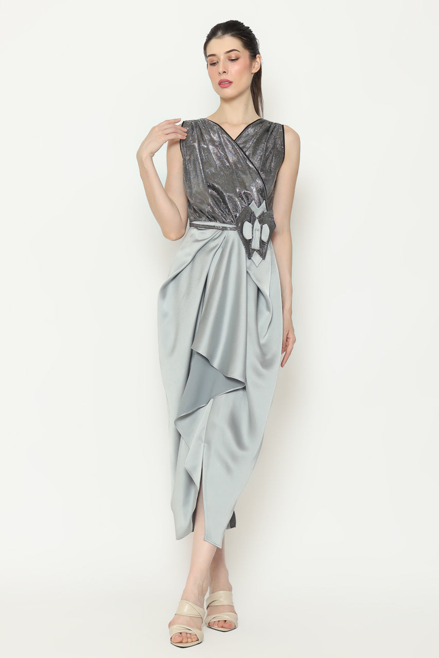 Bloom et Champs Dress Kembang Abu