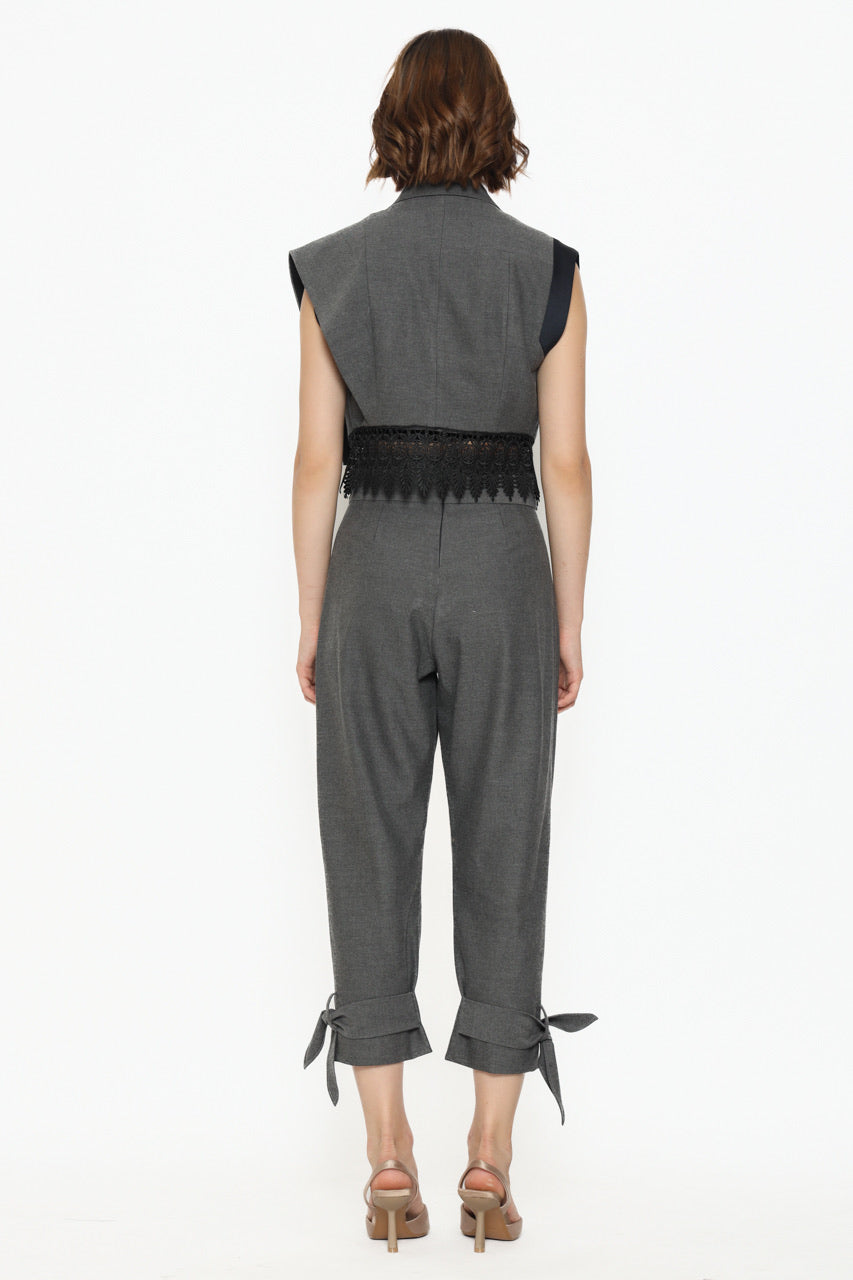 Bloom et Champs Vest Crop Abu/Celana Tali Kancing Abu