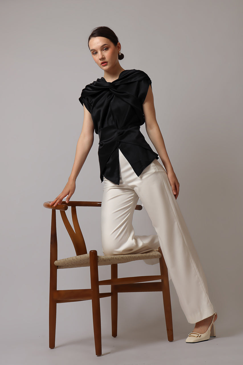 Bloom et Champs Top Saten Knot in Black