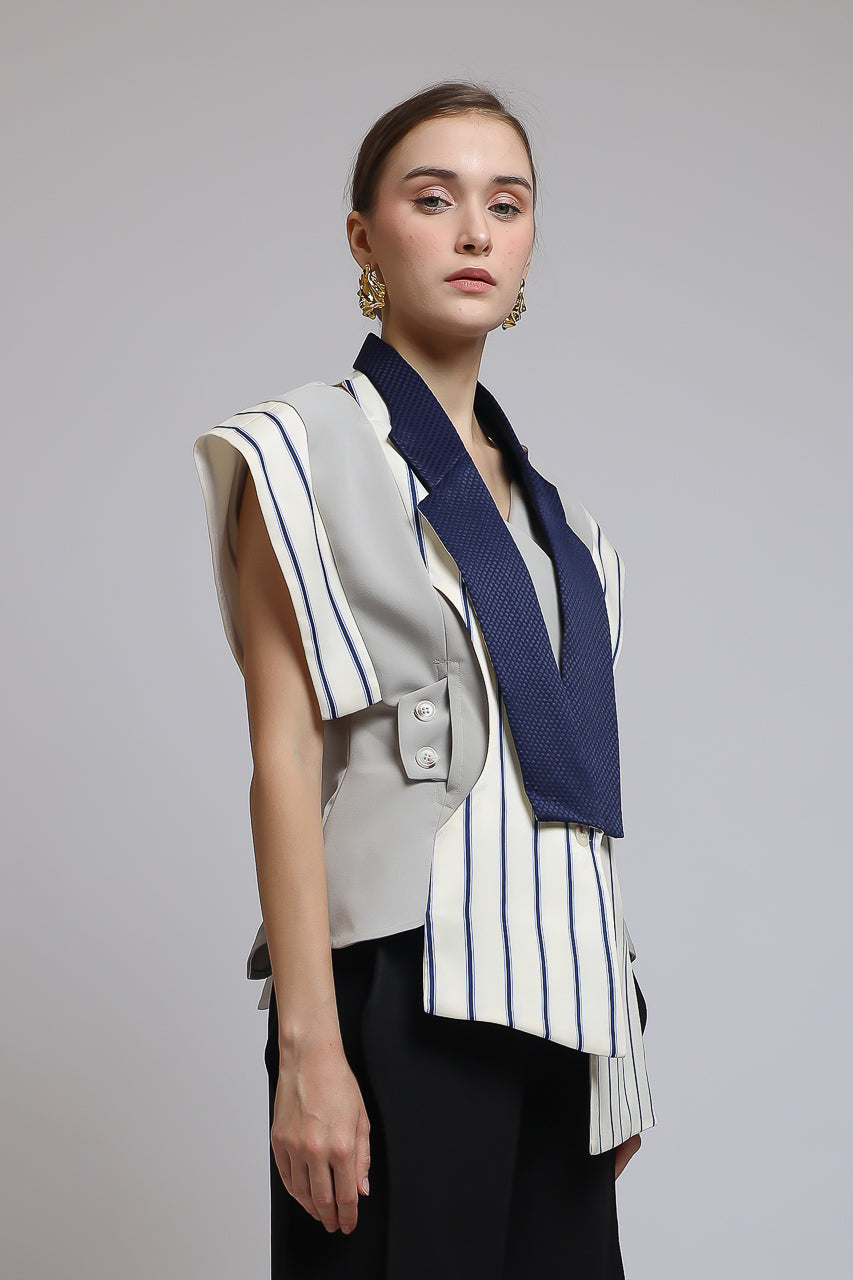 Bloom et Champs Vest Stripe Blouse/Celana Doremi