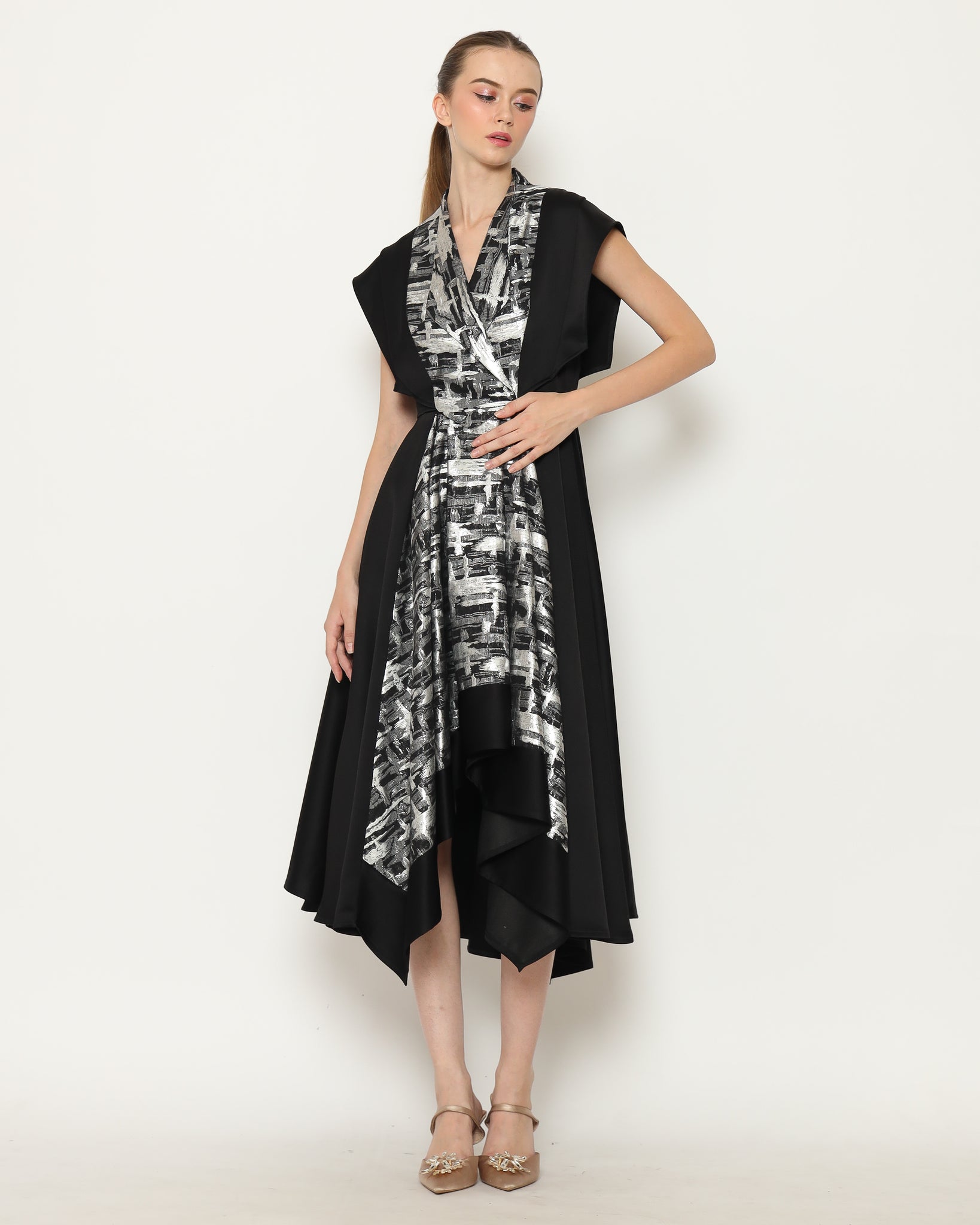 Bloom et Champs Dress Emas Jacquard