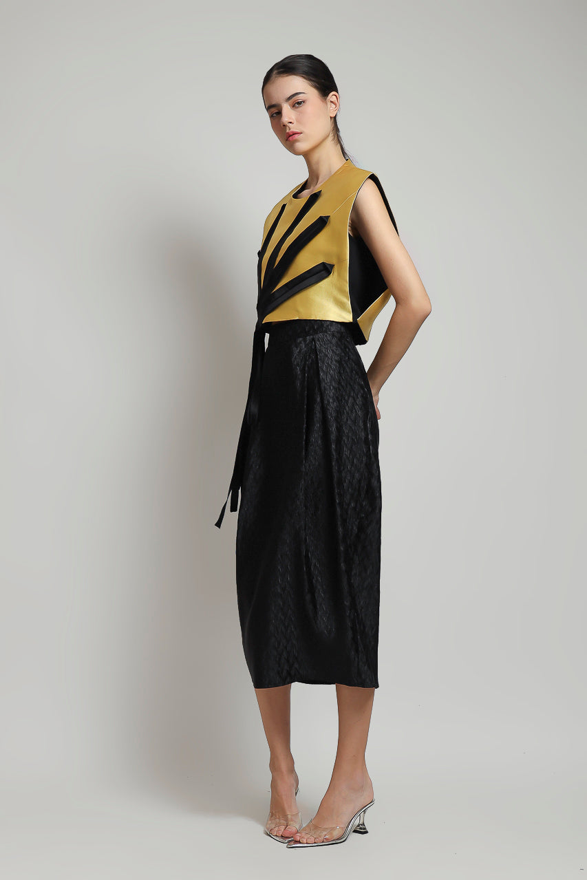 Bloom et Champs Top Ranting/Rok Embossed Tulip