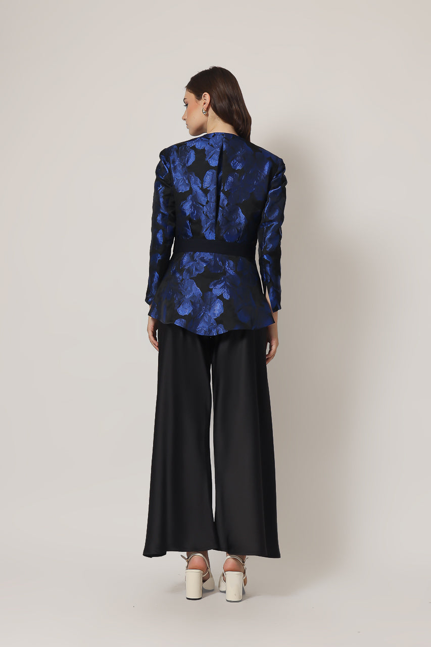 Bloom et Champs Blueberry Floral Peplum Blouse
