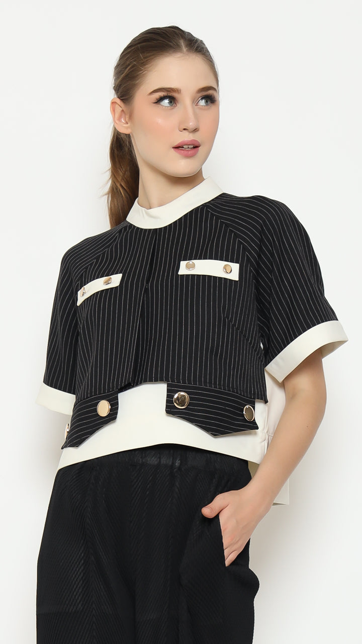 Bloom et Champs Top Crop Button High Neck