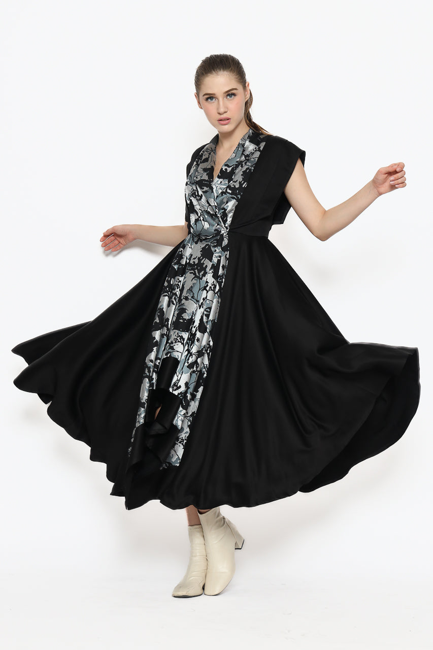 Bloom et Champs Dress Bunga Silver