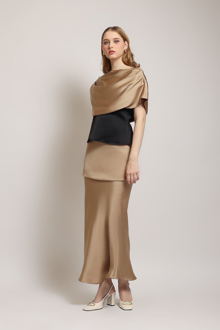 Bloom Top Kerah Ploi/Rok Saten Obi