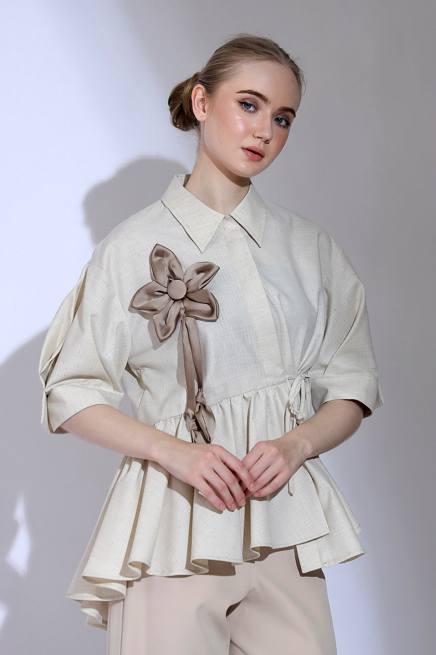 Bloom et Champs Kemeja Bunga Tempel