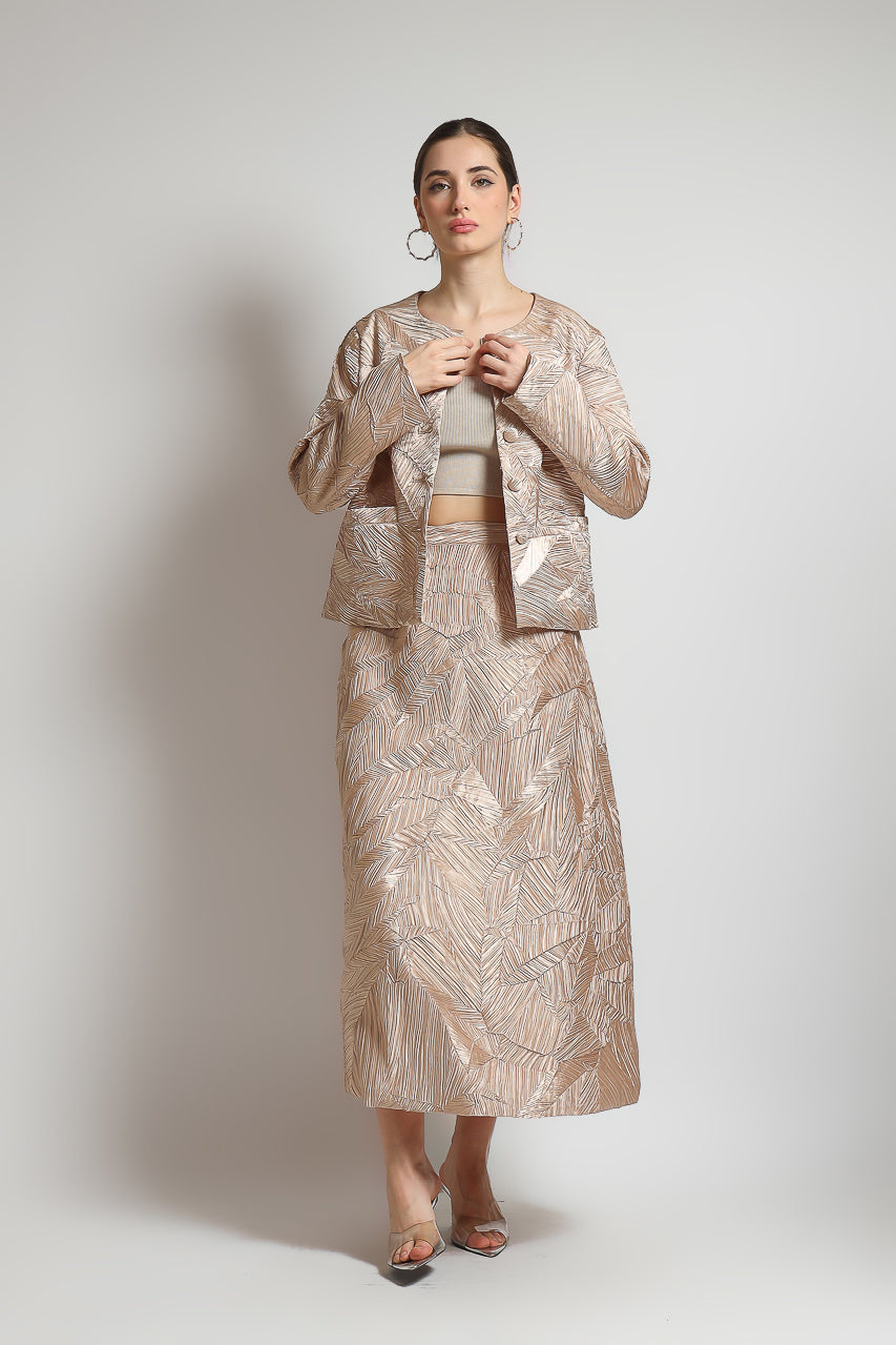 Bloom et Champs Set Pleats Embossed Blazer and Long Skirt