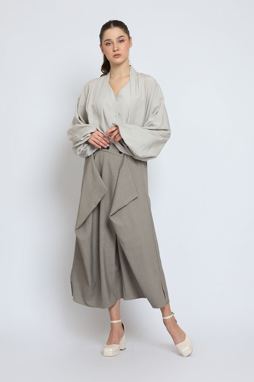Bloom et Cotton Flowy Linen Top and Assymetrical Skirt