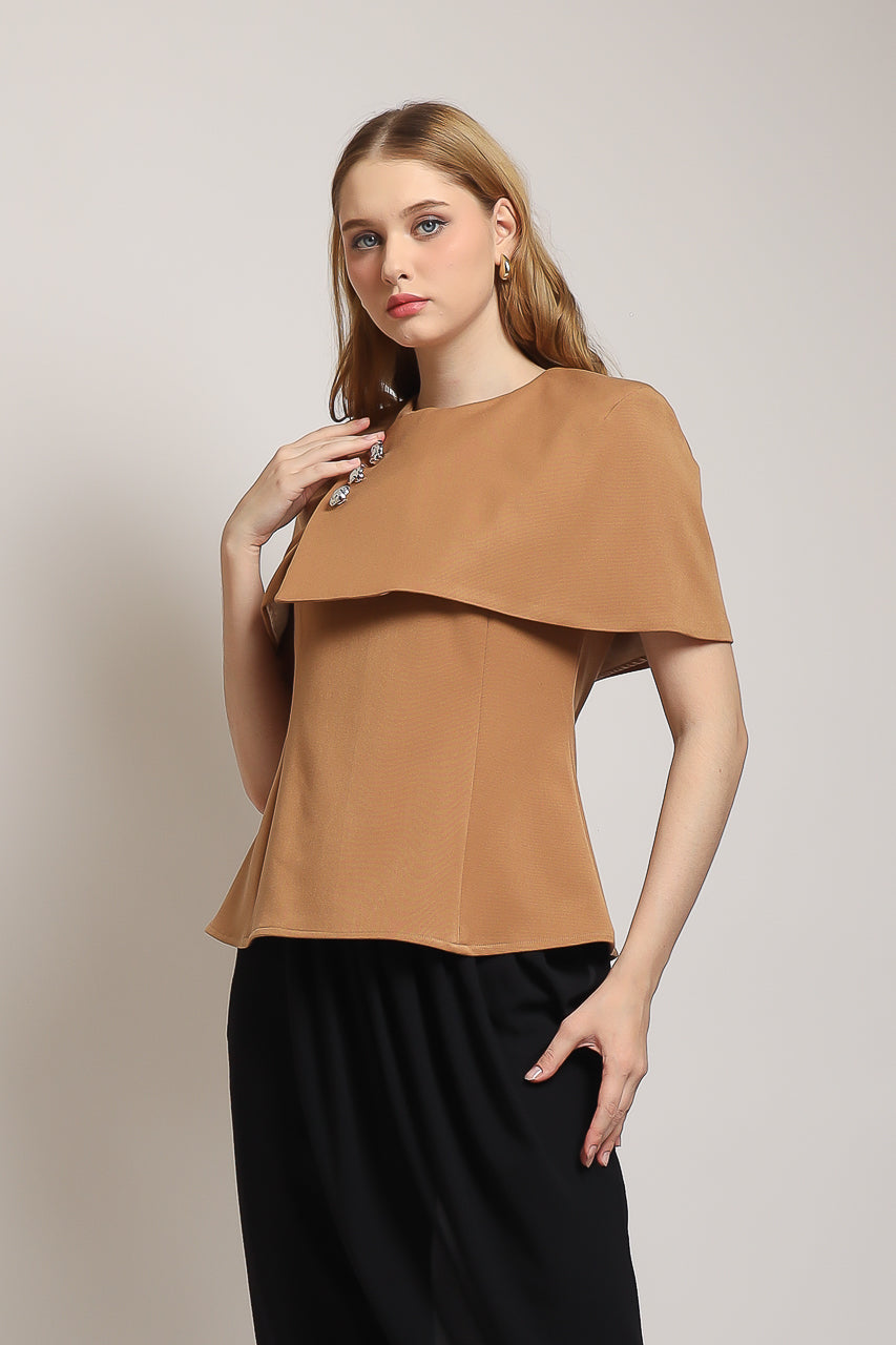 Bloom et Champs Rosie Cape in Mocha