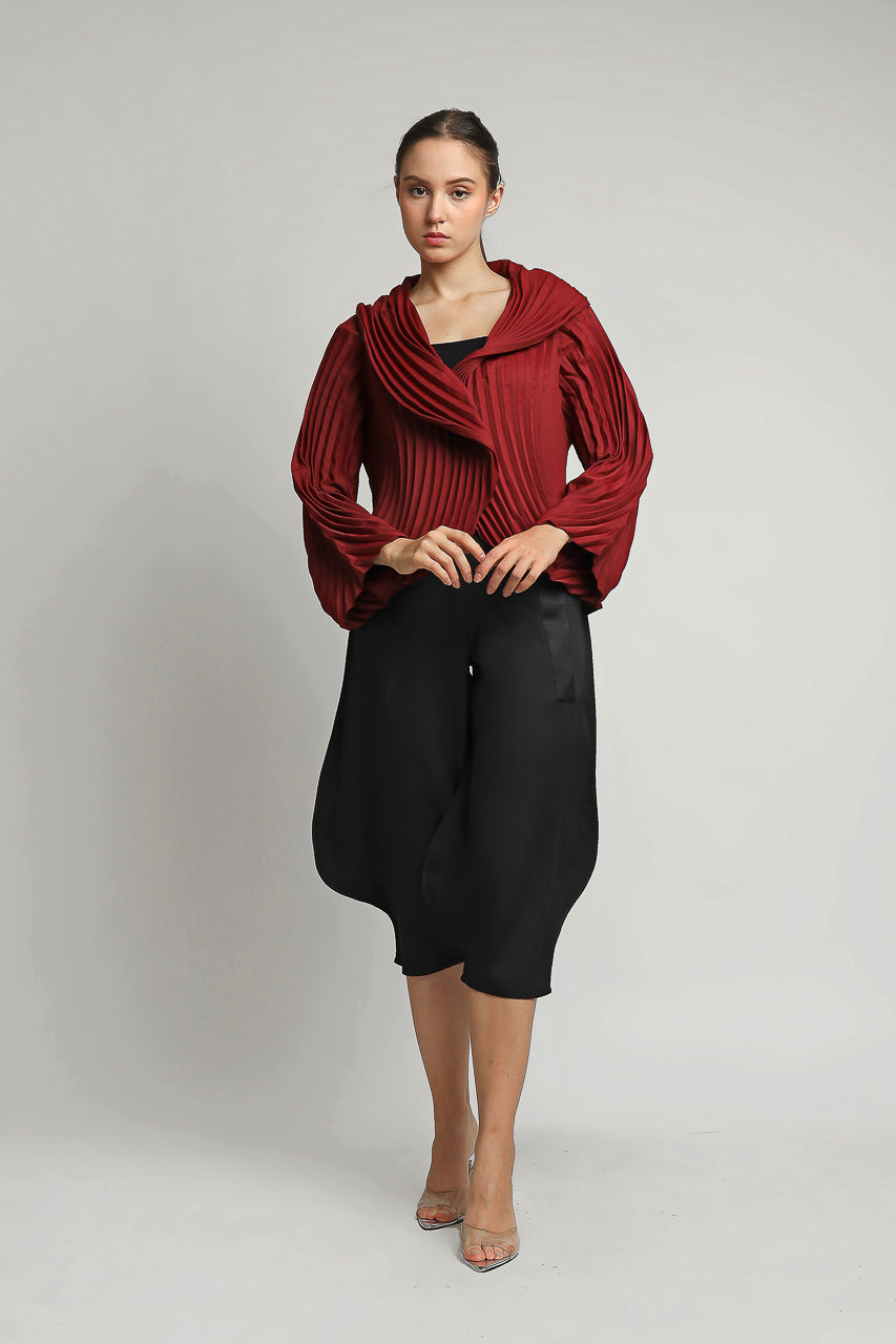 BLOOM ET CHAMPS RED OUTER PLEATS