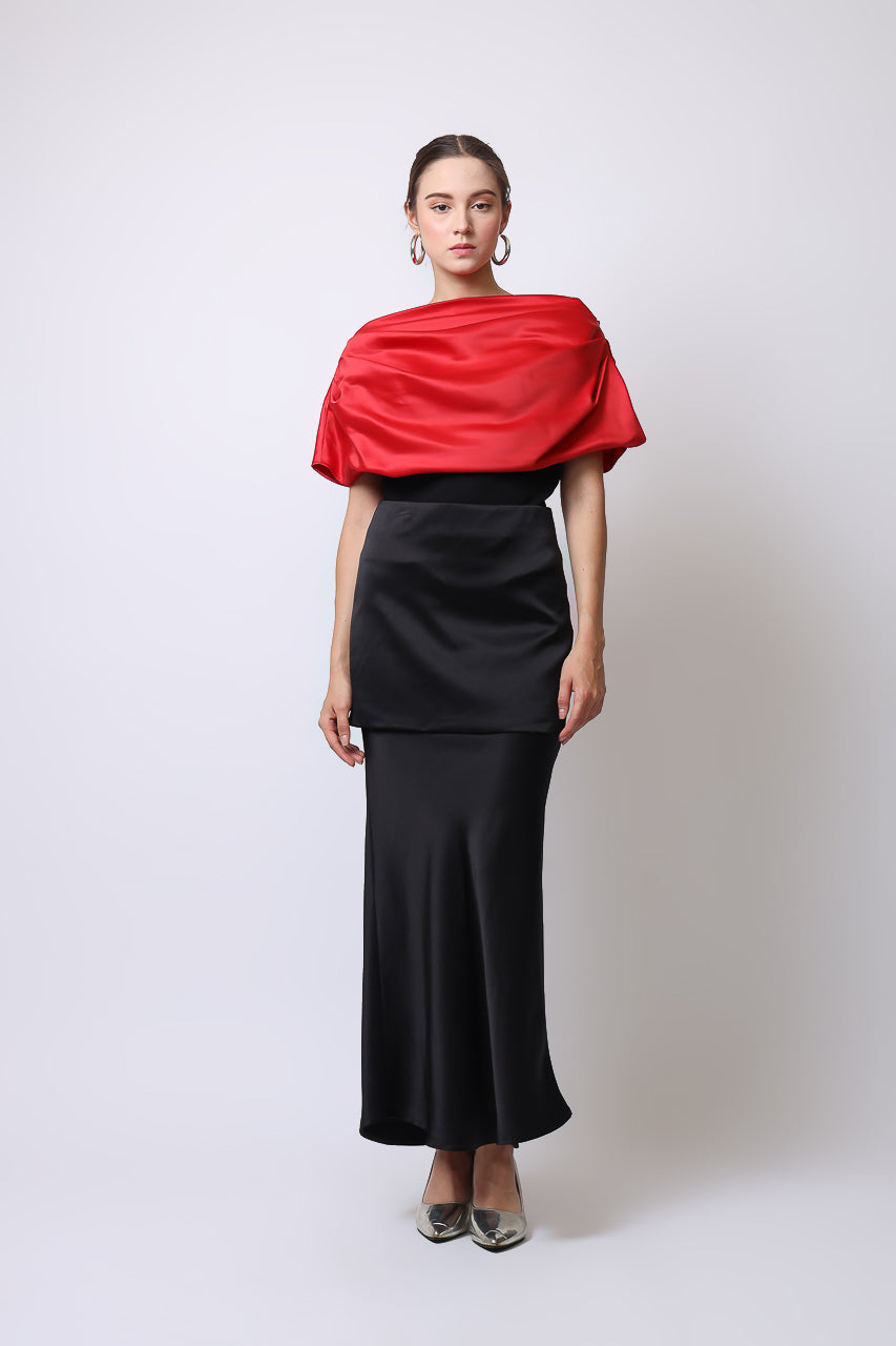 Bloom et Champs Top Kerah Ploi Merah/ Saten Obi Skirt