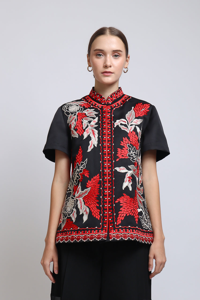 Bloom et Champs Red Oriental Embroidered Blouse/Alena Chiffon Pants