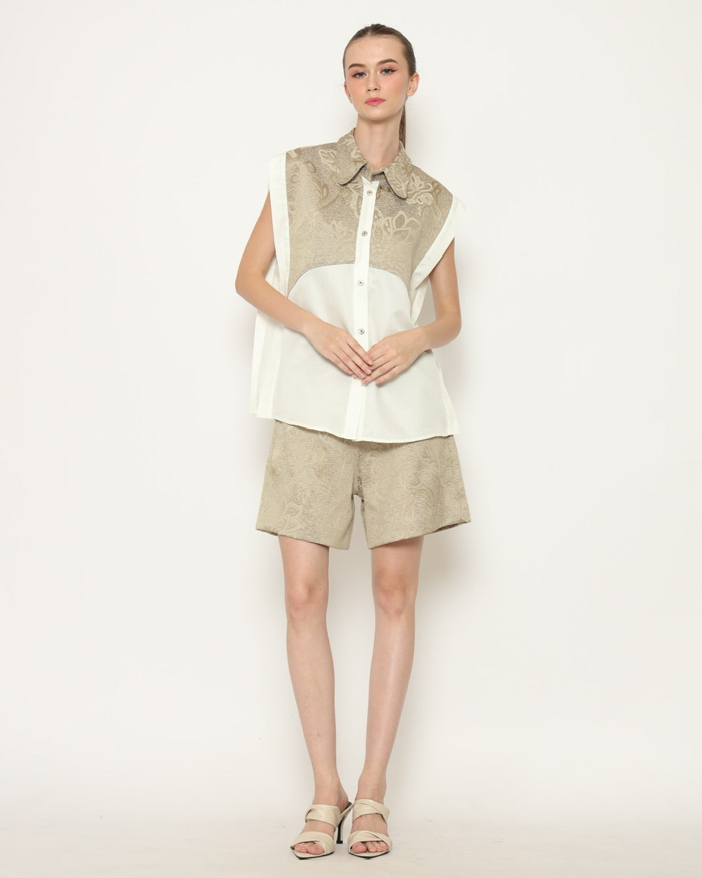 Bloom et Champs Set Jacquard Short Sleeve