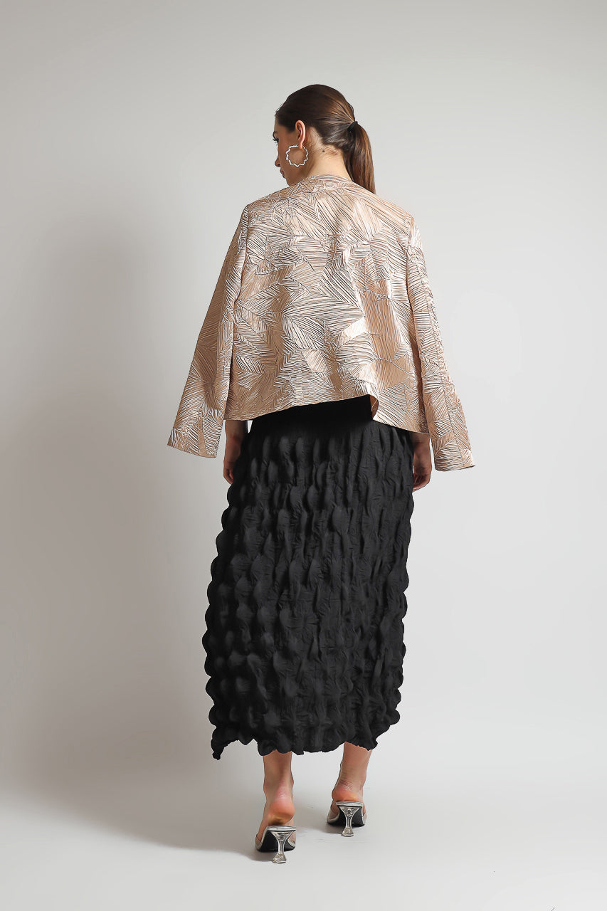 Bloom et Champs Embossed Jendul Pleats Skirt in Black/ Blazer Pleats in Nude