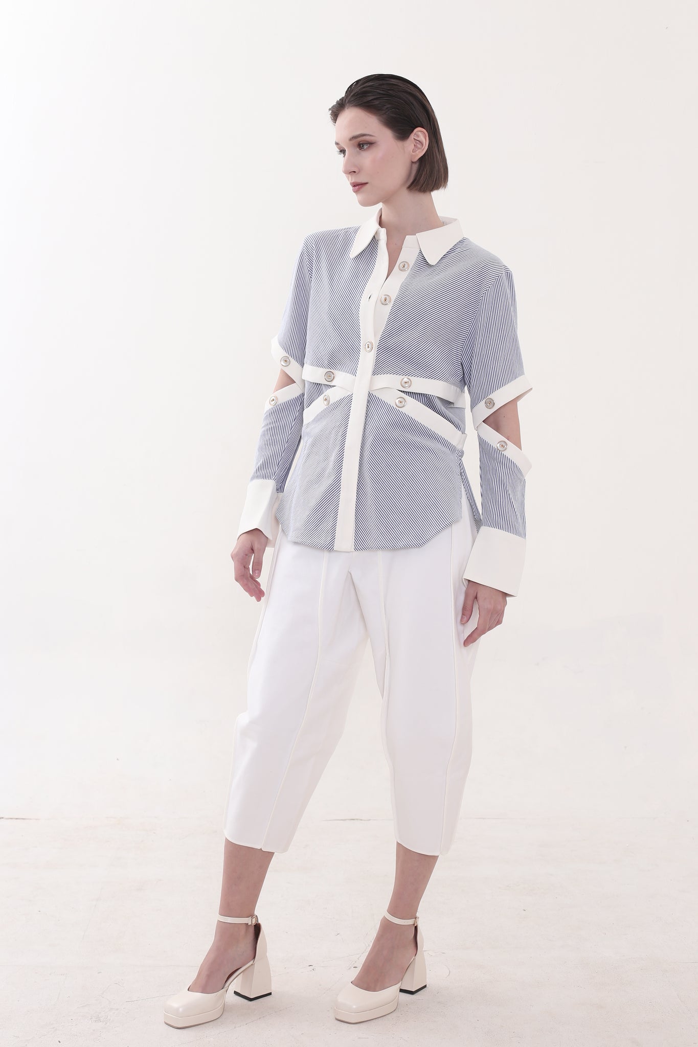 Bloom et Champs Kemeja Slit Salur