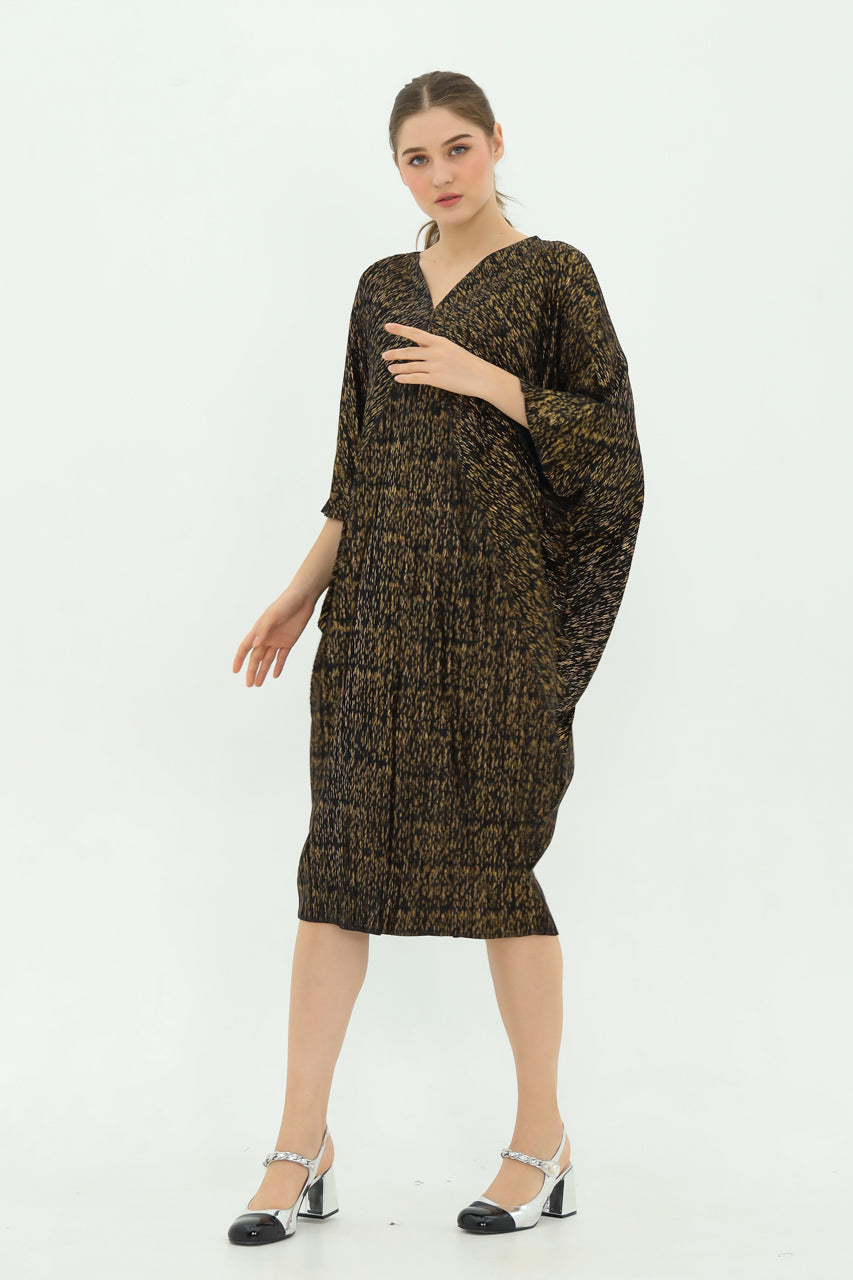 Bloom Pleats Dress Emas