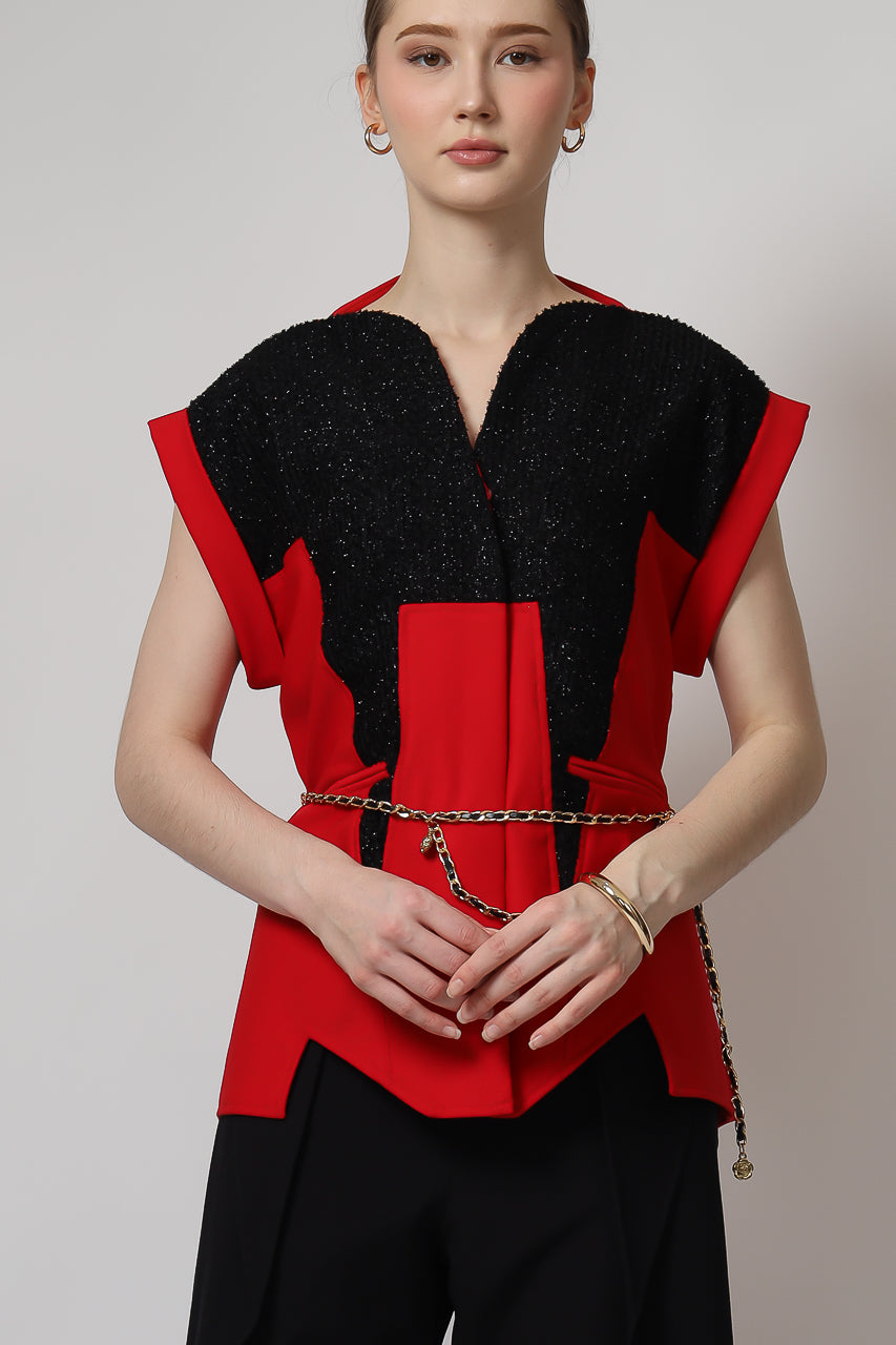 Bloom et Champs AK Chain Belt Blouse
