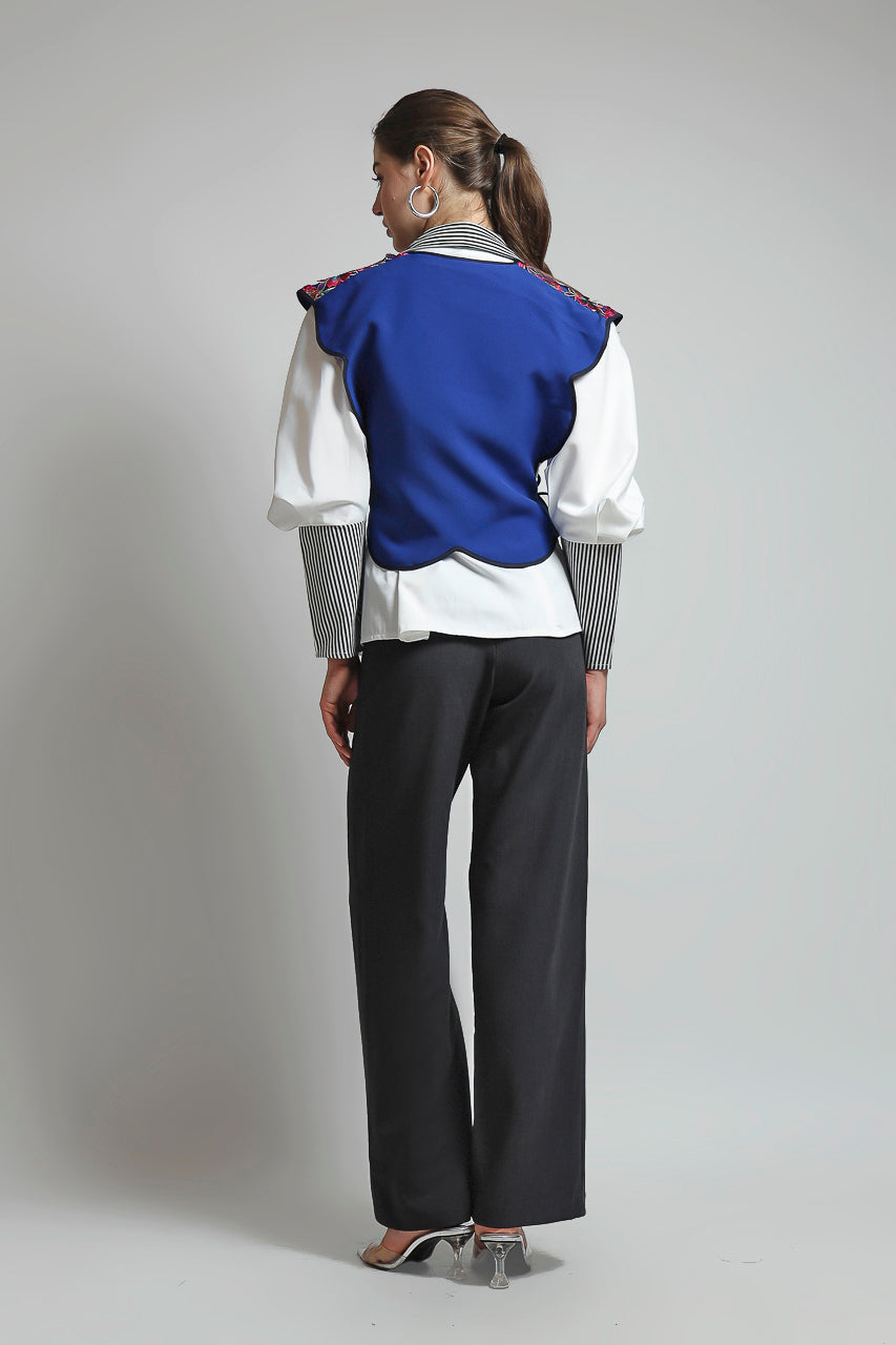 Bloom et Champs Violet Outer/Kemeja Marcel Putih