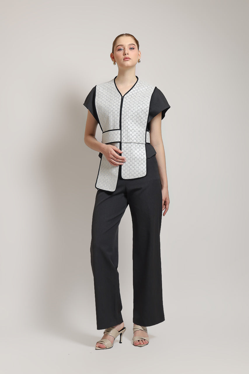 Bloom et Champs Salem List Blouse / DT Pants Grey