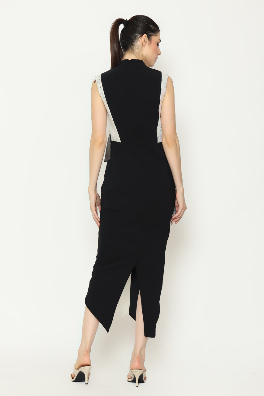 Bloom et Champs Dress Peplum Monochrome