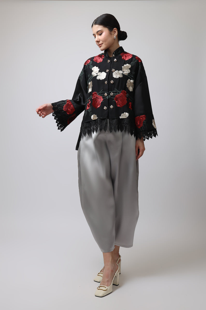 Bloom et Champs Mawar Blouse/Mikado Silver Pants
