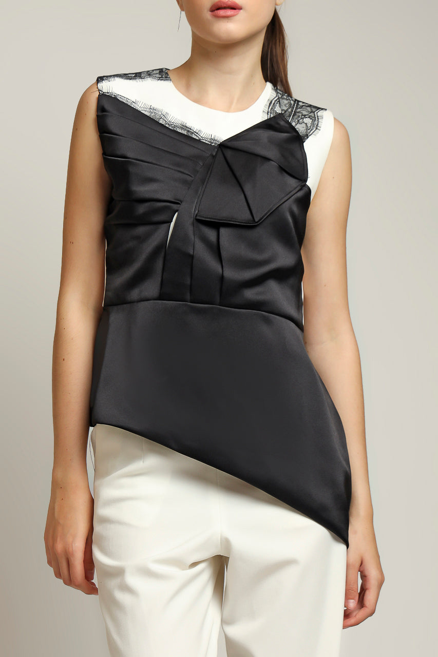 Bloom et Champs Manda Peplum Top