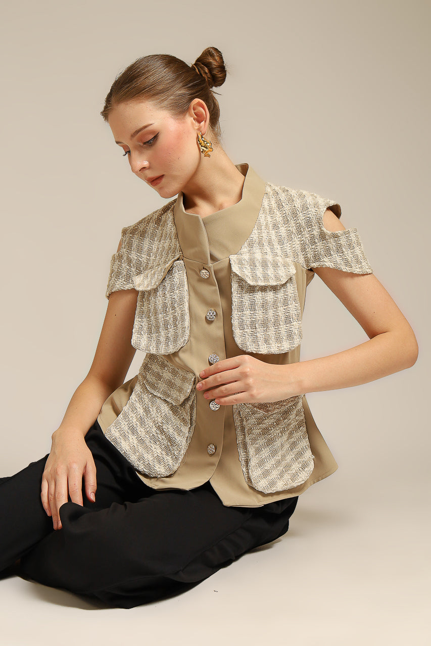Bloom et Champs Pocket Tweed Blouse