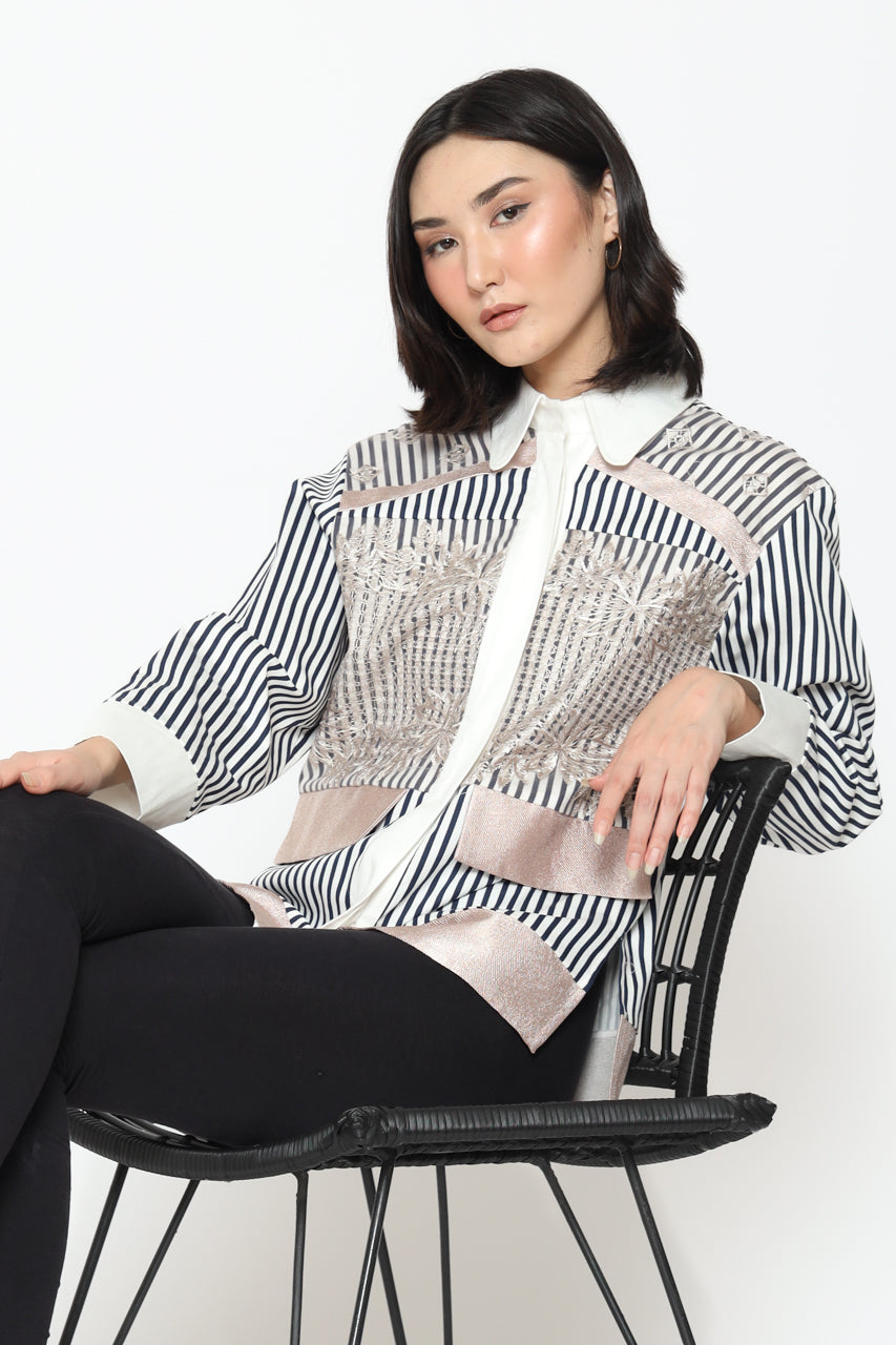 Bloom et Champs Kemeja Tile Sakura