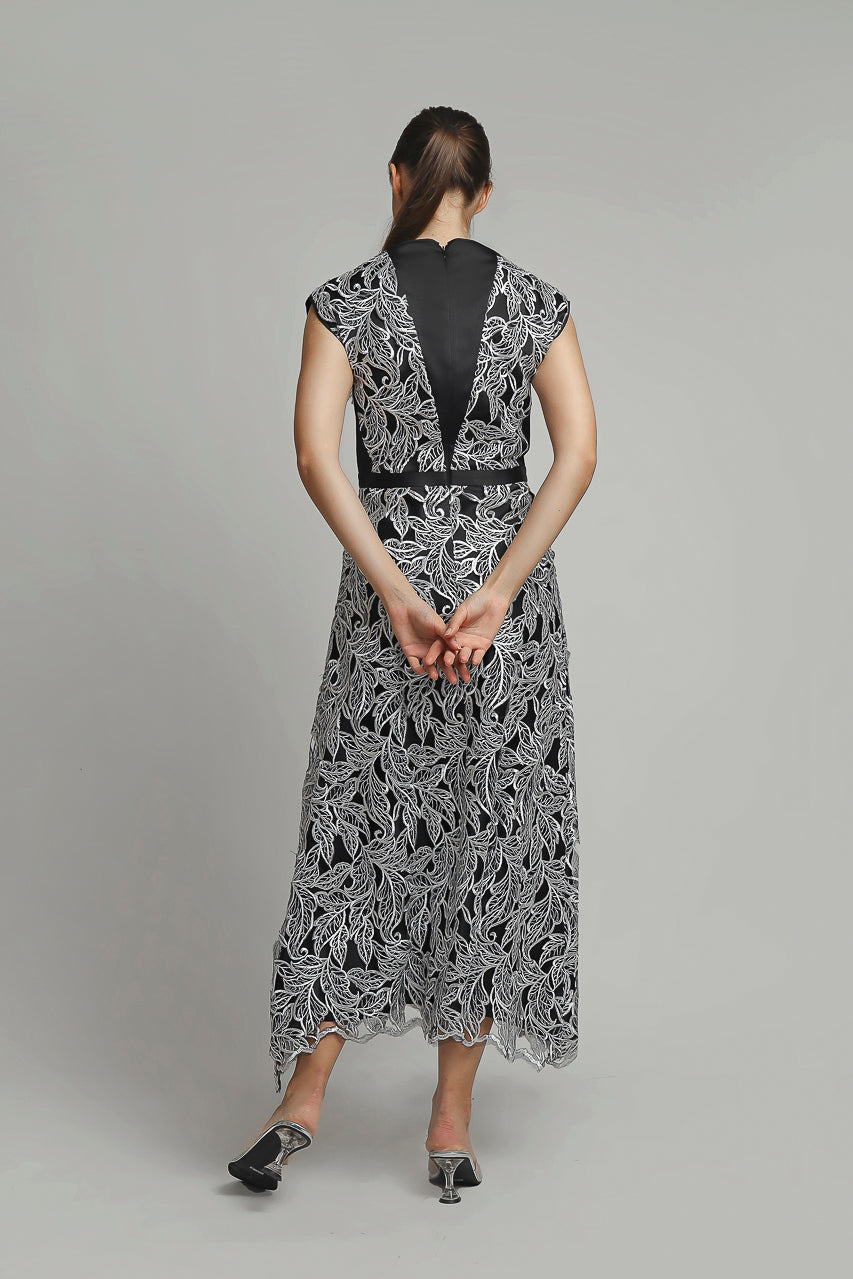 Bloom et Champs Dress Organza Embroidered