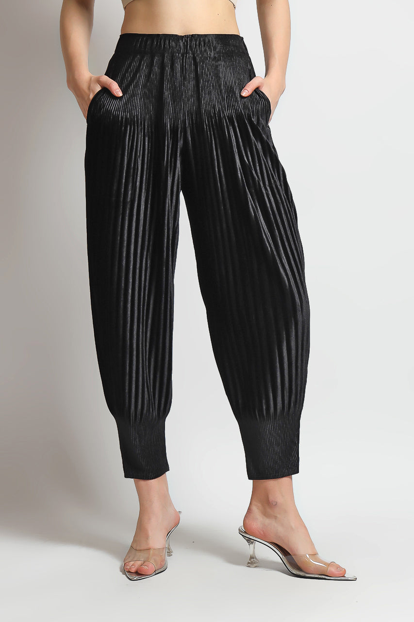 Bloom et Champs Casual Pleats Jacket and Velvet Pleats Pants