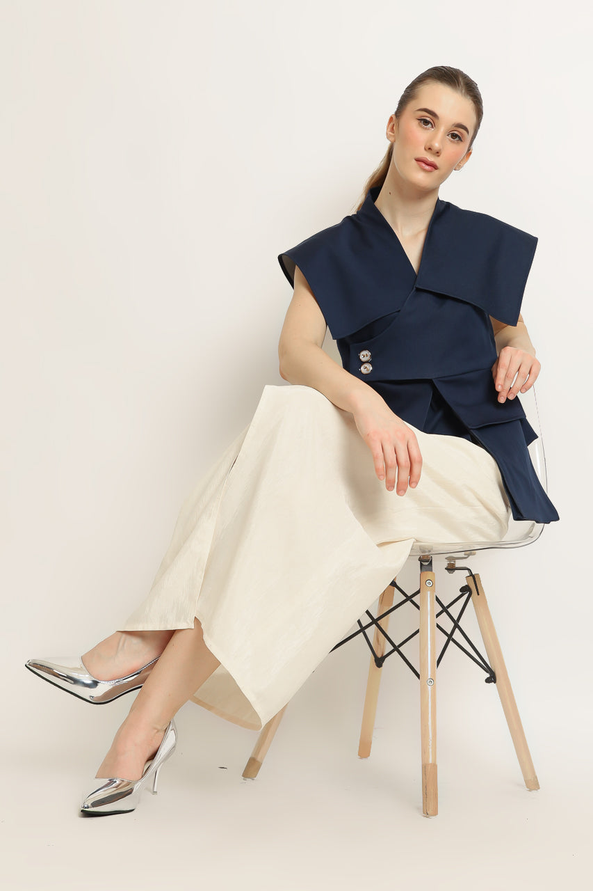 Bloom et Champs Selah Top in Denim