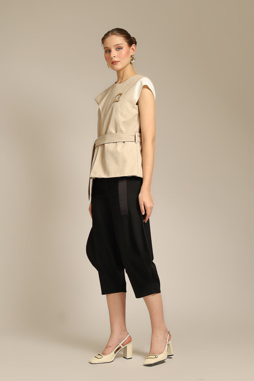 Bloom et Champs AK Brooch Blouse