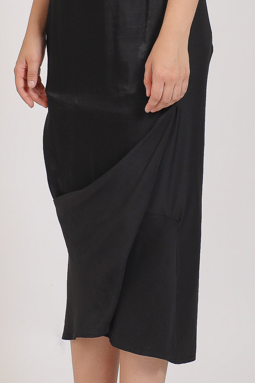 Simple Saten Midi Dress