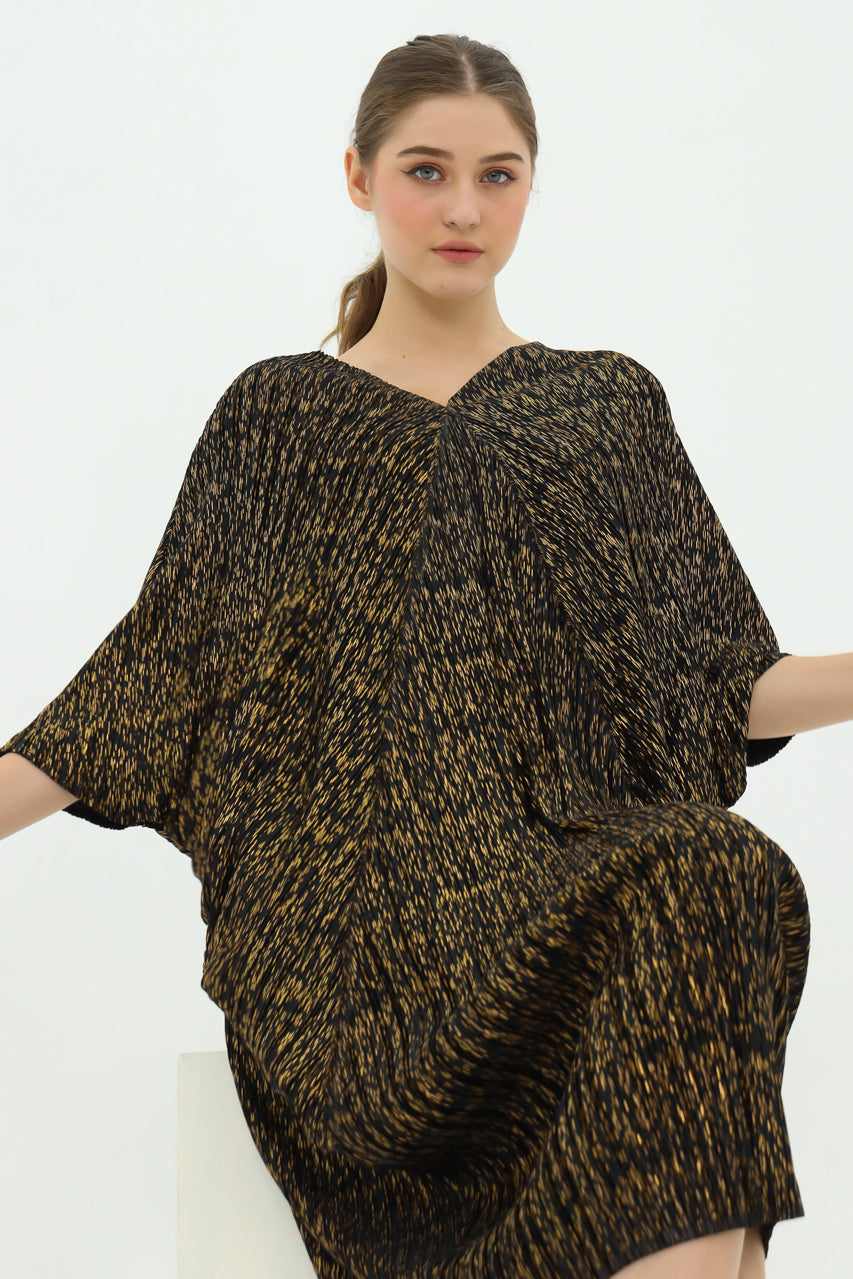 Bloom Pleats Dress Emas