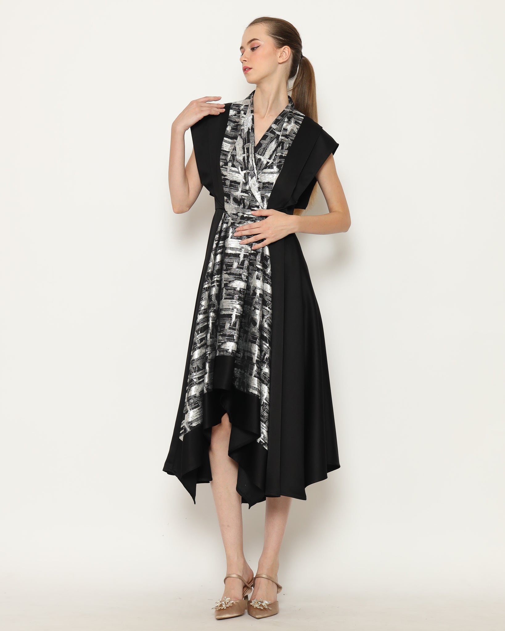 Bloom et Champs Dress Emas Jacquard