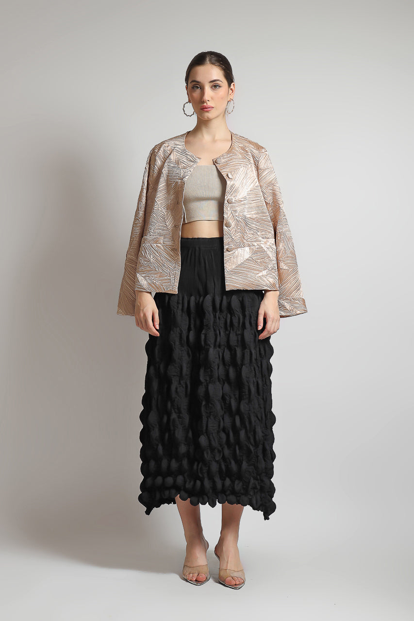 Bloom et Champs Embossed Jendul Pleats Skirt in Black/ Blazer Pleats in Nude