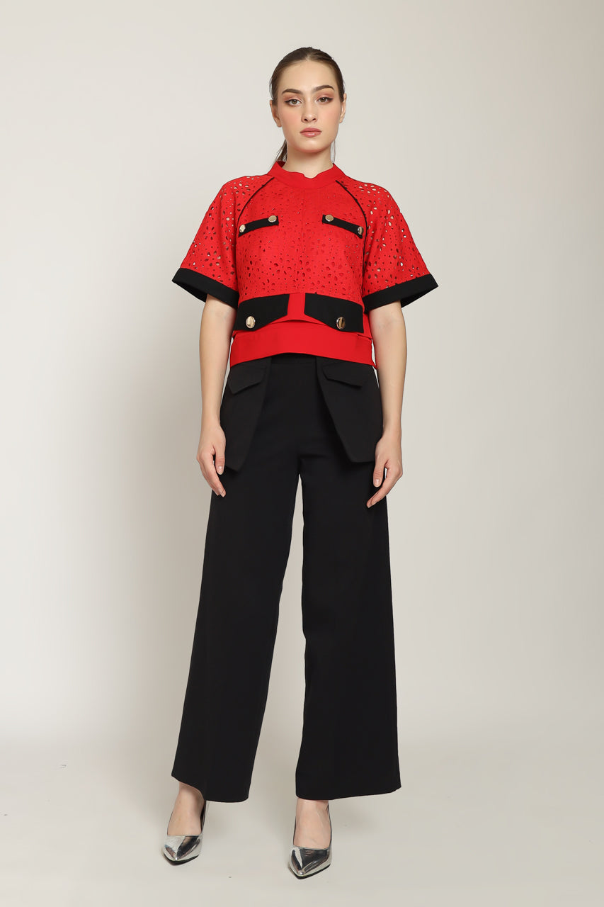 Bloom et Champs Eyelet Linen Top