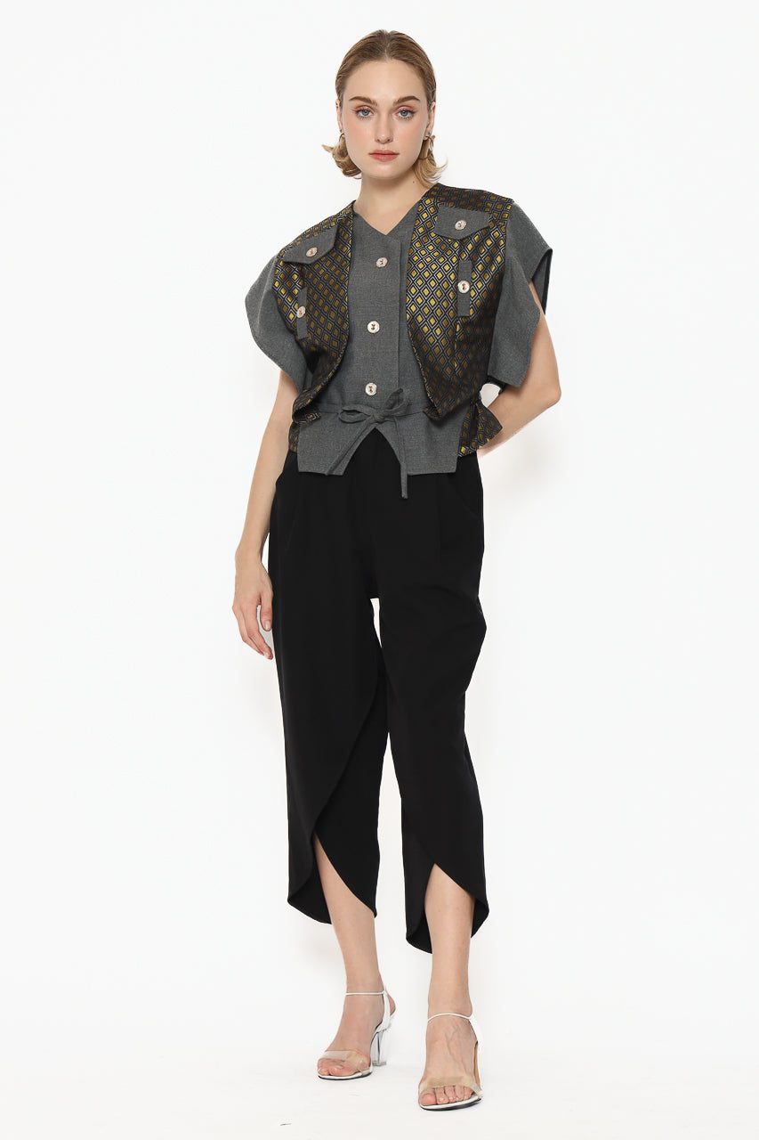 Bloom et Champs Batwing Top in Gold