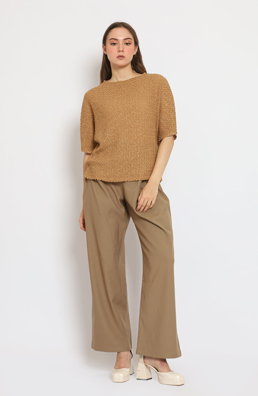 Bloom Pleats Blouse Caramel