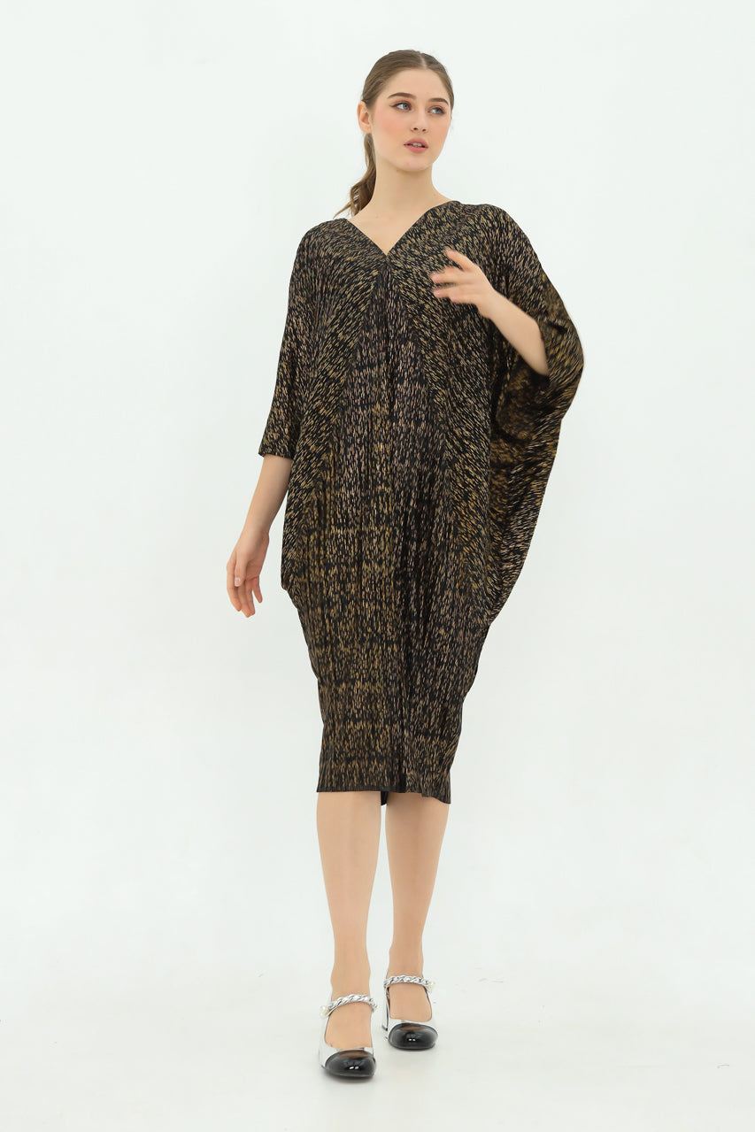 Bloom Pleats Dress Emas