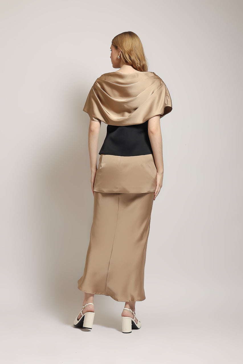 Bloom Top Kerah Ploi/Rok Saten Obi