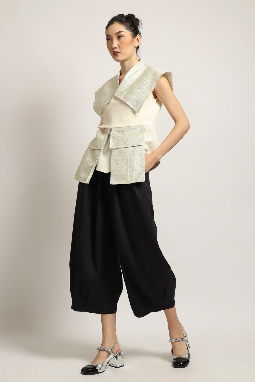 Bloom et Champs Top Selah Silver/AKIRA Pants