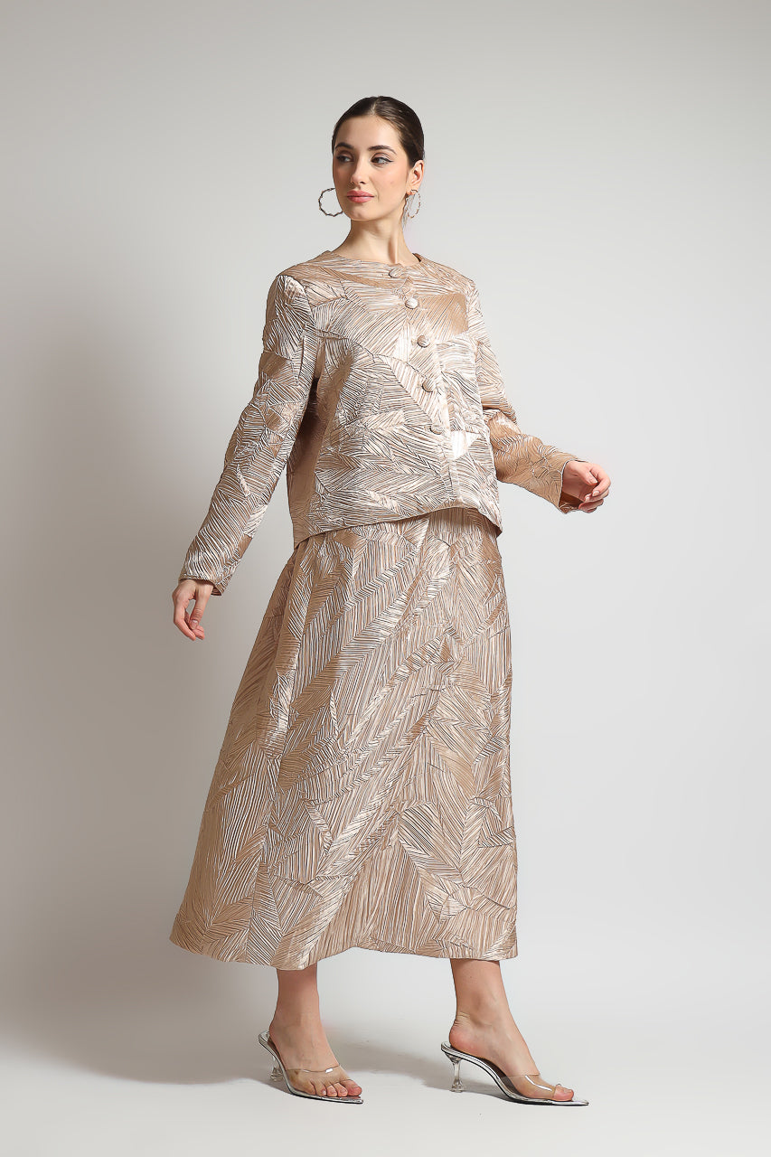Bloom et Champs Set Pleats Embossed Blazer and Long Skirt