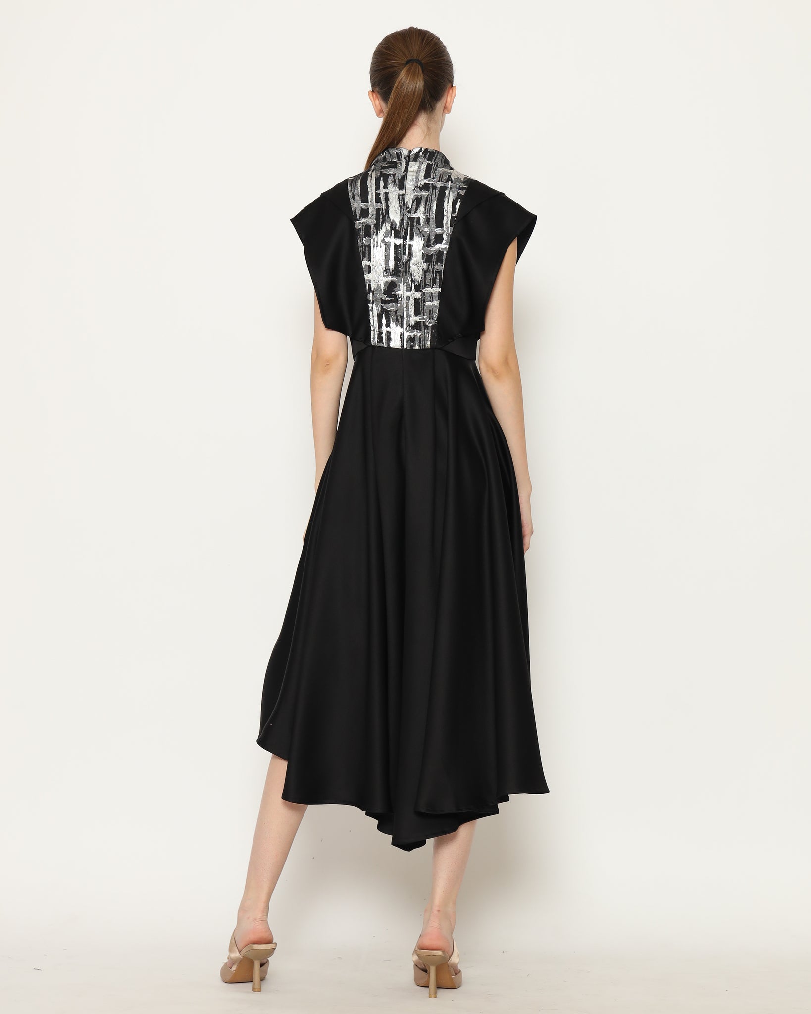 Bloom et Champs Dress Emas Jacquard